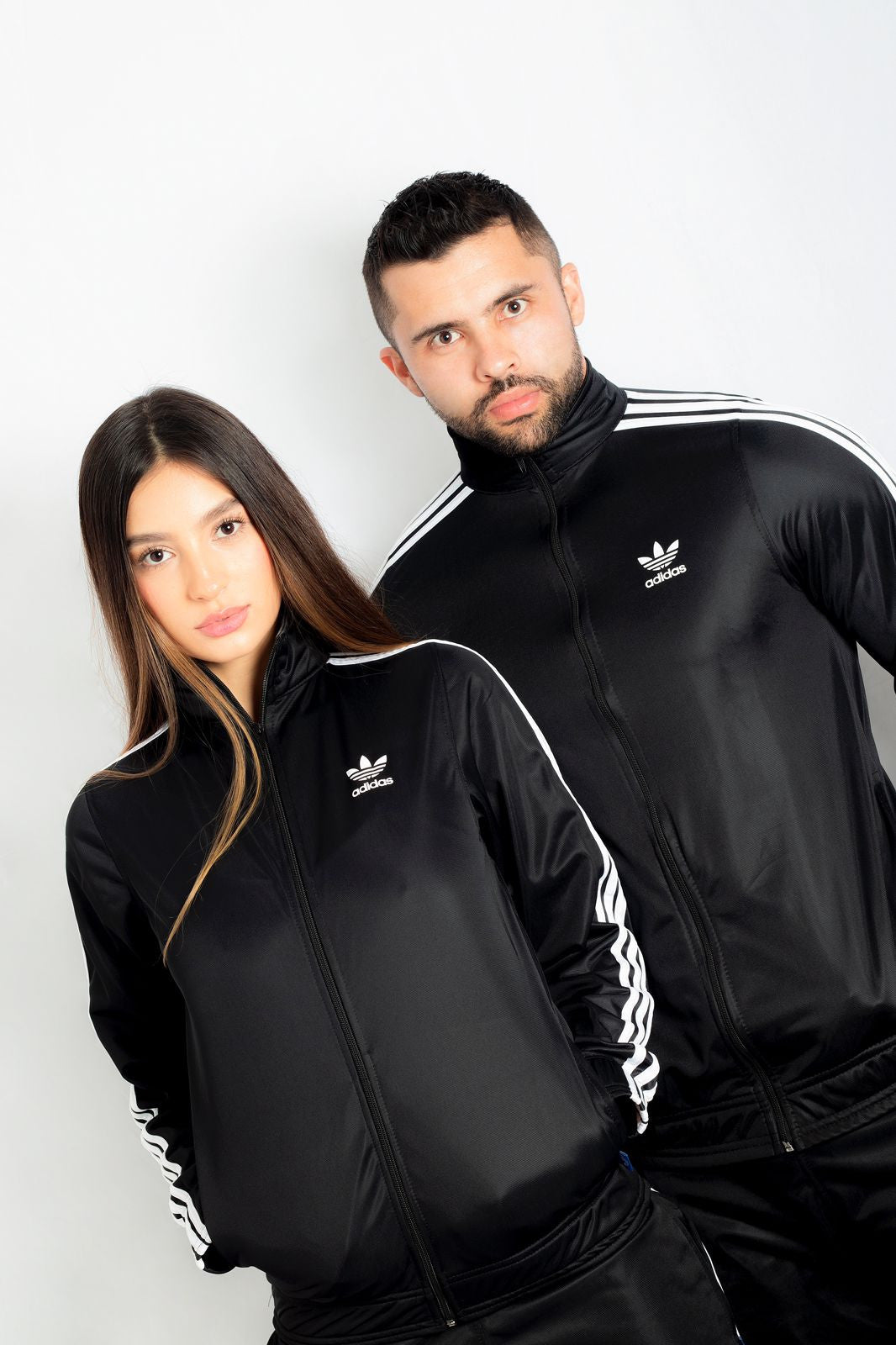Conjunto Adidas MUJER NEGRO-SUDADERA
